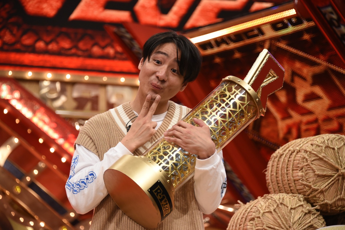 田津原理音