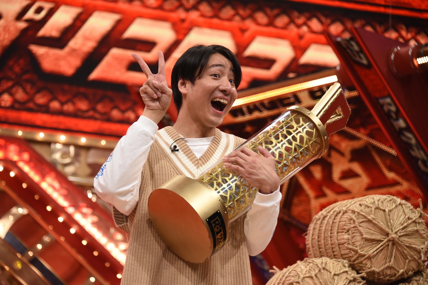 田津原理音