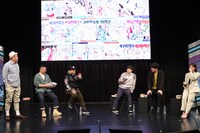 公開収録のワンシーン。