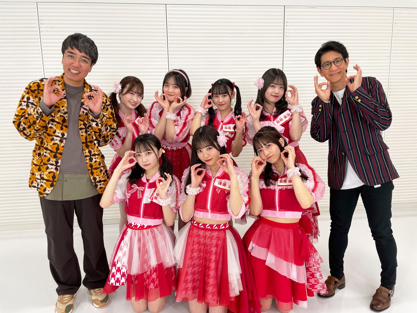 左からおぎやはぎ小木、Peel the Apple、アンタッチャブル柴田。(c)日本テレビ