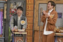 左からNON STYLE井上、アインシュタイン河井。 (c)読売テレビ