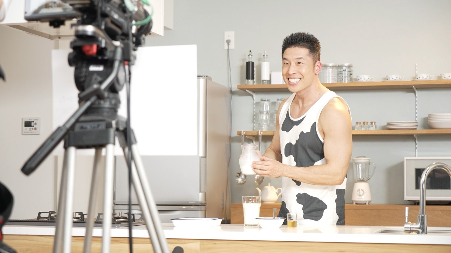「MILK POWERチャレンジ」撮影中の様子。