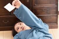 「犬、回転して、逃げる」のワンシーン。