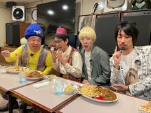 左からアンタッチャブル、真空ジェシカ。(c)東海テレビ