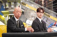 バイきんぐ小峠と金城碧海。(c)フジテレビ