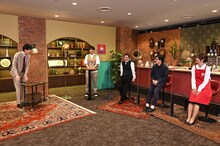 「メッセンジャー黒田とオズワルドのイマドキ普通やでニュース」のワンシーン。 (c)読売テレビ