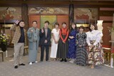 左から月亭方正、月亭八方、陣内智則、辺見えみり、スザンヌ、渋谷凪咲、矢口真里、松本明子。(c)読売テレビ