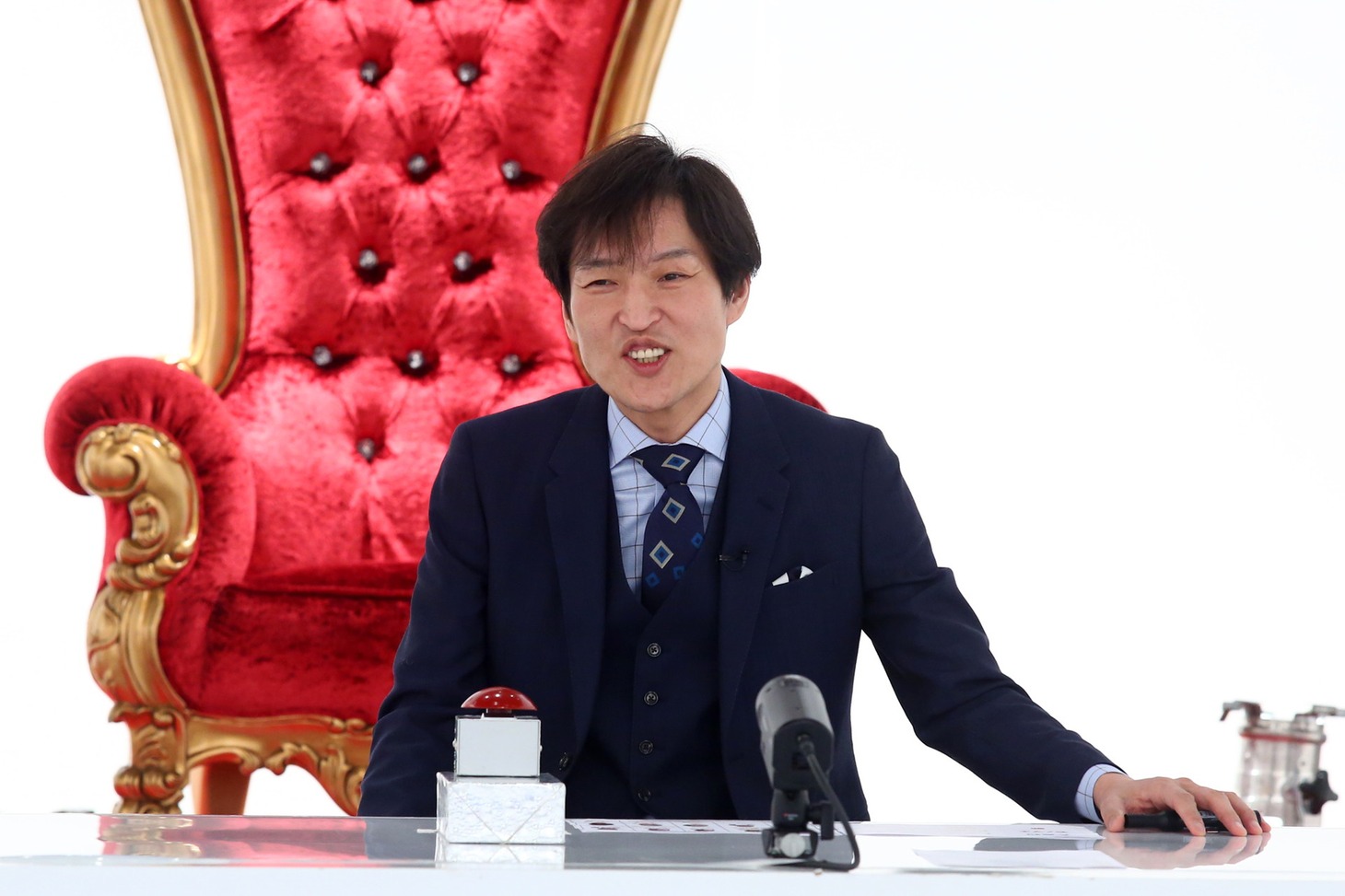 千原ジュニア (c)カンテレ