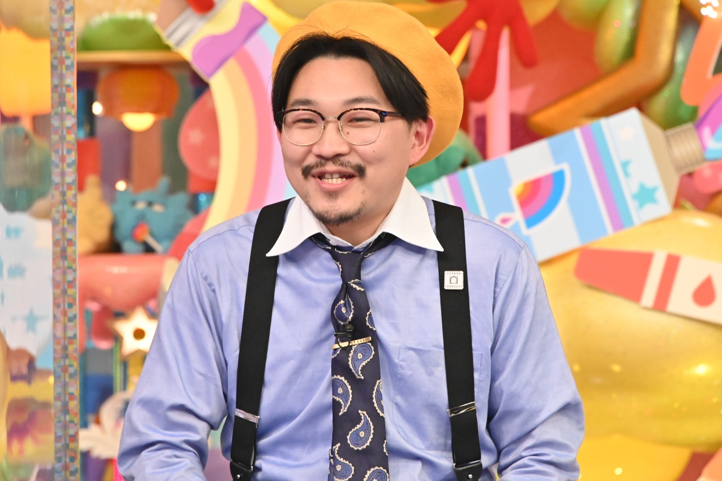 「絵心ない芸人」初参加のオズワルド伊藤。(c)テレビ朝日