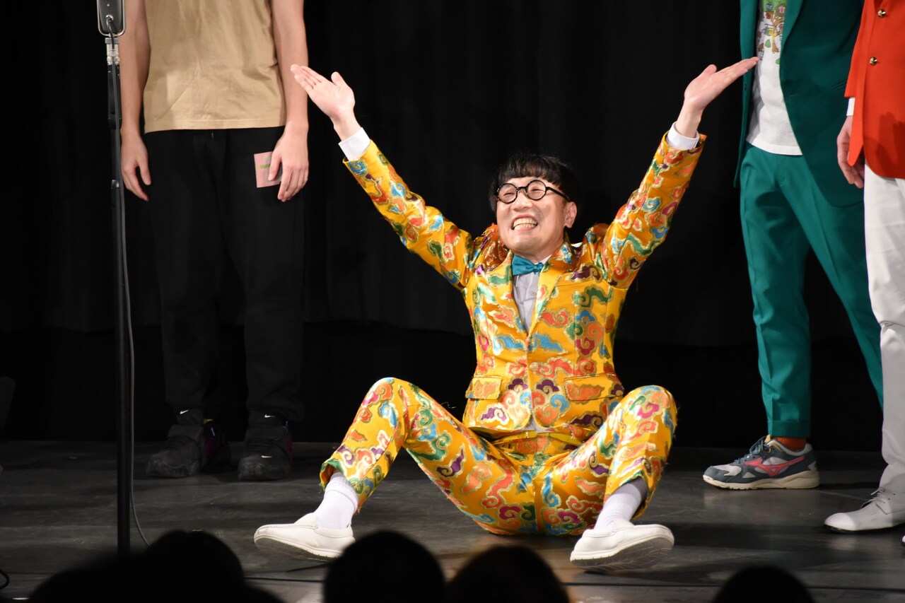 いち・もく・さん・くぼた「ノーセンス」連覇、客席からの「ナイスノーセンス」の声に一同騒然