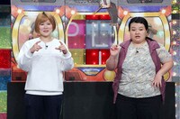 トーク中のオダウエダ。