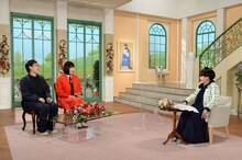 南海キャンディーズと黒柳徹子。(c)テレビ朝日