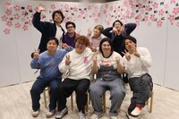 終演後に行われた卒業メンバーによる生配信の様子。