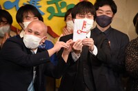 「第3回バカ爆杯～決勝戦～」で優勝したバローズ。