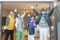 左からデンジャラス・ノッチ、佐藤友美、ハルカラ和泉、ハナコ菊田。