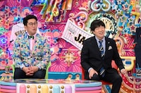 左から、ビビる大木、蛍原徹。(c)テレビ朝日