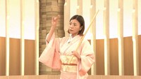 日本舞踊を習う大久保佳代子。(c)NHK