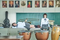 ラランド・サーヤとAマッソ加納。(c)テレビ朝日