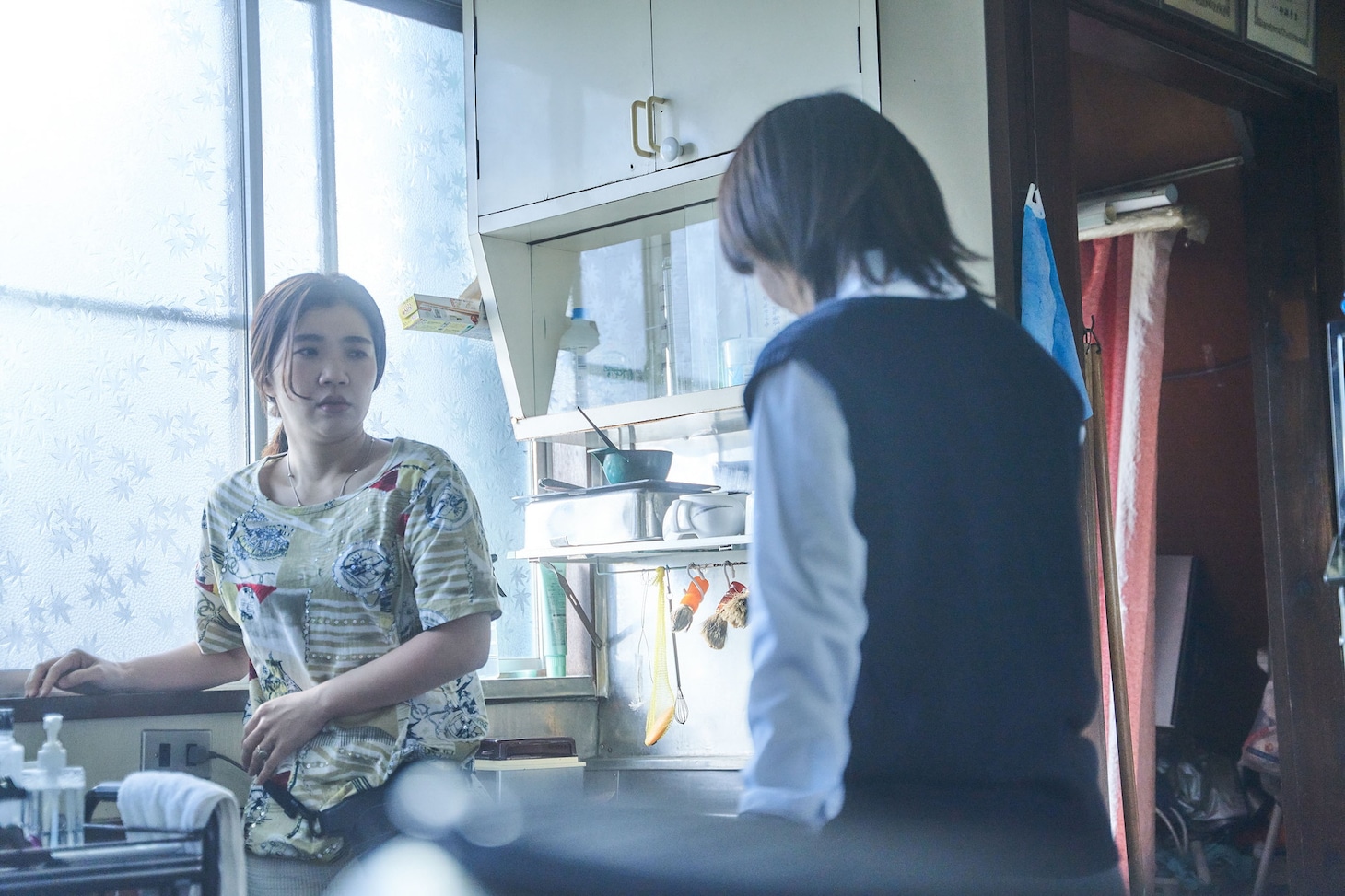 3時のヒロイン福田とAマッソ加納。(c)テレビ朝日