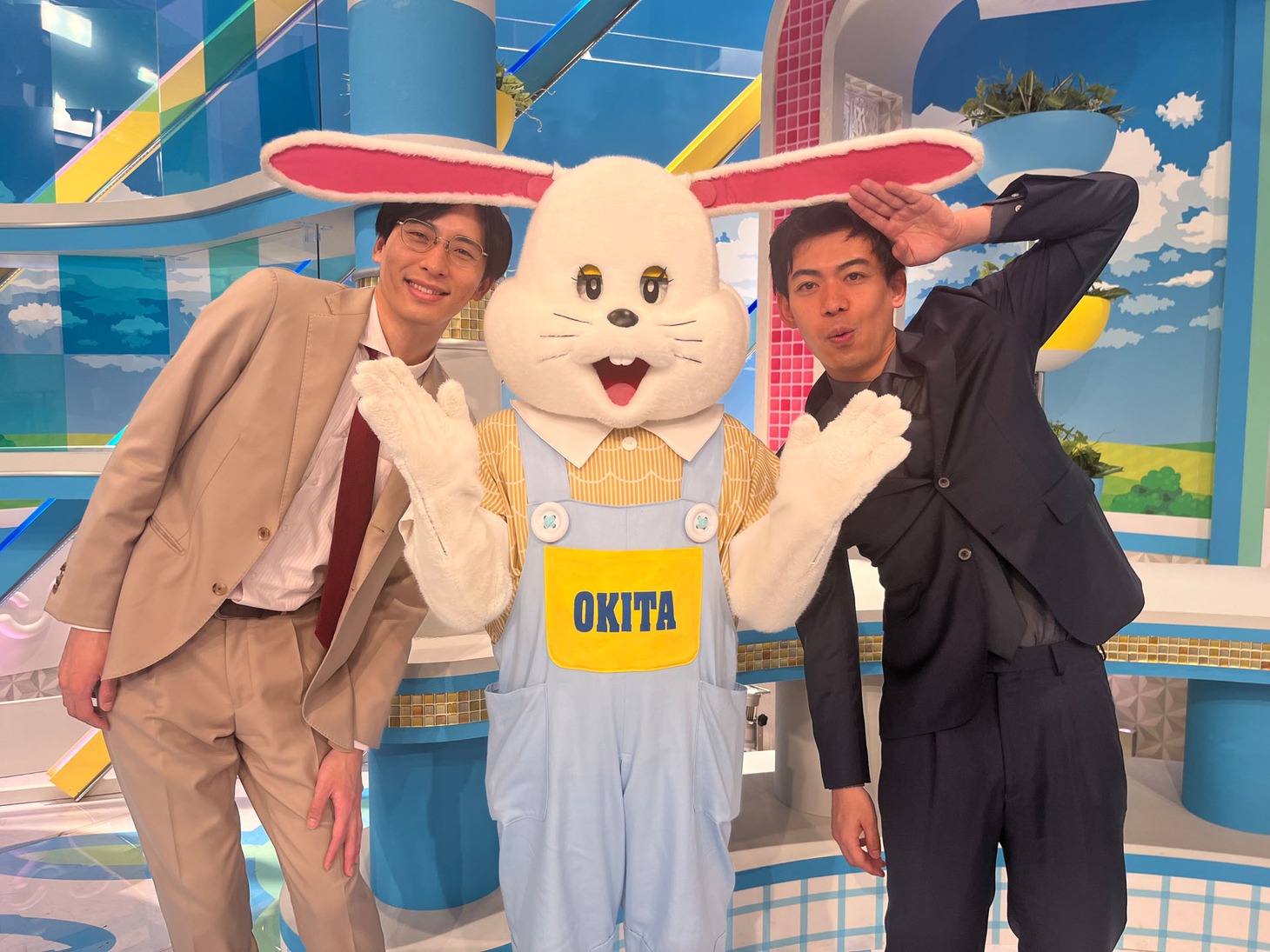 「おはよう朝日です」新メンバーのカベポスター。(c)ABCテレビ