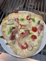 「アスパラガスを使ったクリームピザ」が完成！