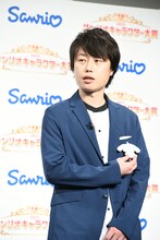 シナモロールを身に着けている見取り図リリー。