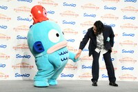 ハンギョドンと仲直りする見取り図・盛山。