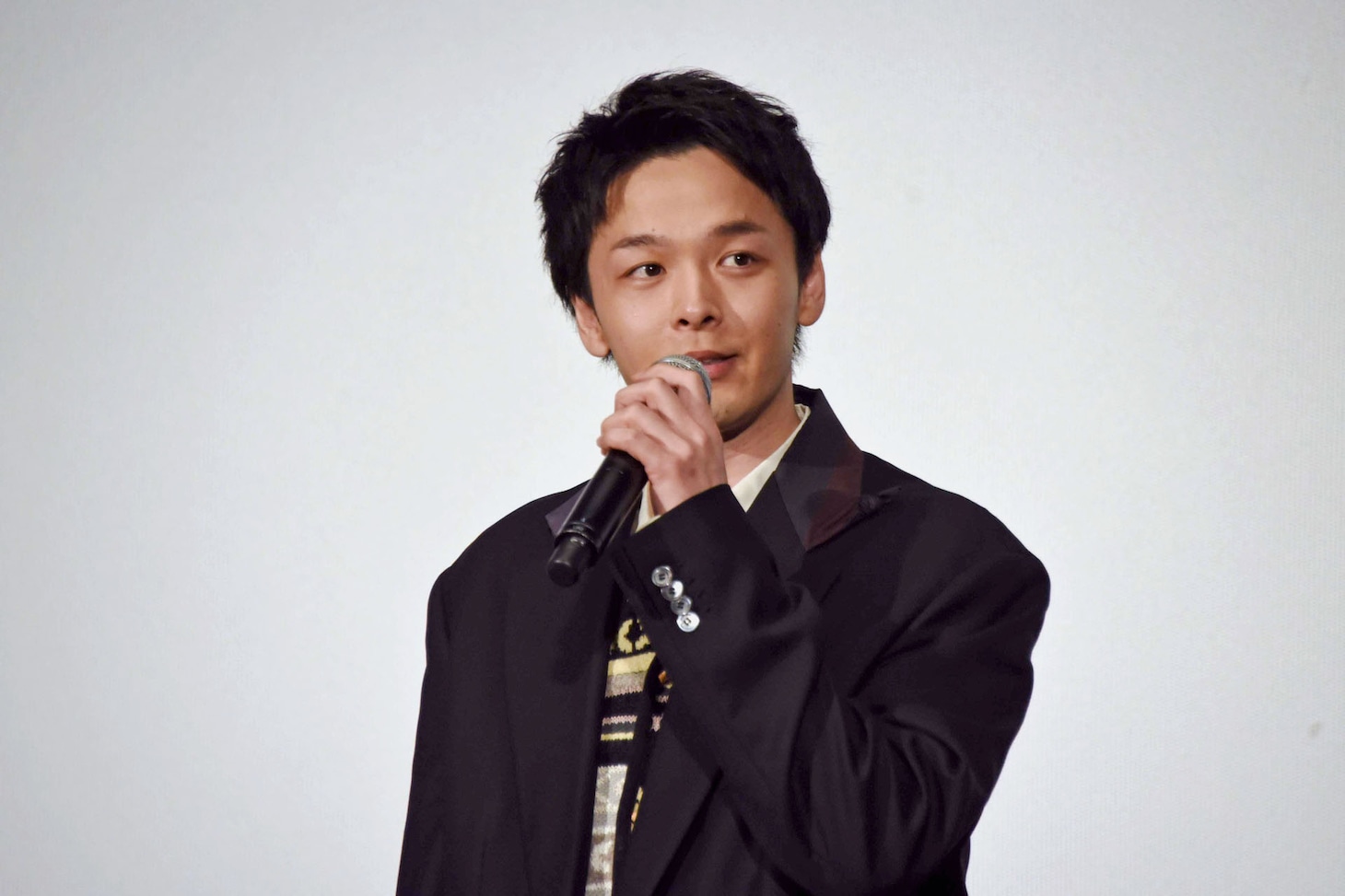 中村倫也