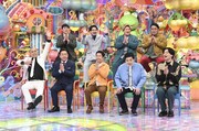 「アメトーーク!」の「今年が大事芸人2023」回に出演する(前列左から)錦鯉、ウエストランド、相席スタート山添、(後列左から)オズワルド、ビスケットブラザーズ。(c)テレビ朝日