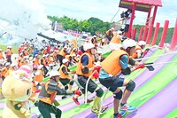 「風雲！たけし城」より、国境の壁。