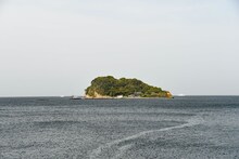 着替え中のトム・ブラウン。