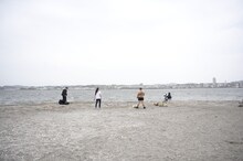 コントを披露するトム・ブラウン。（撮影：高月清司）