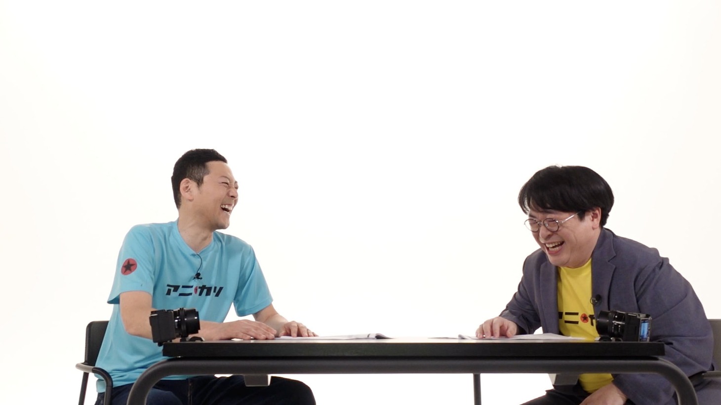 東野幸治（左）と天津・向（右）。