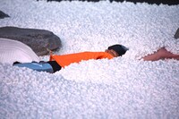 チャレンジ失敗してうなだれる狩野英孝。