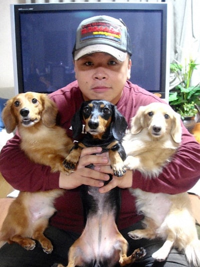 伊集院光と愛犬たち。(c)BS朝日