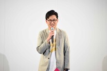 MCを務めたニュークレープ・デビ。