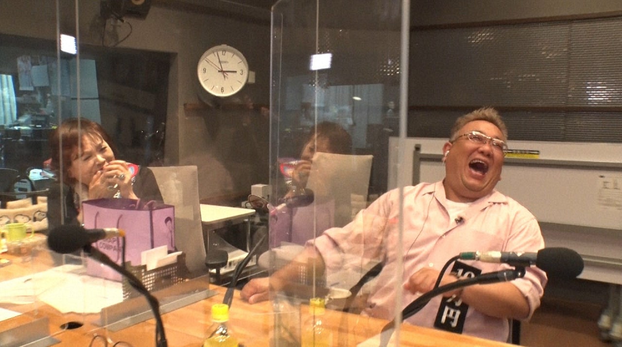 上沼恵美子とサンドウィッチマン伊達。(c)テレビ朝日