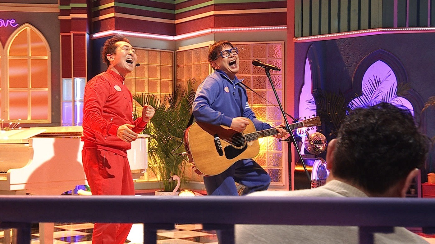 「内村と相棒」に出演する、テツandトモ。(c)フジテレビ