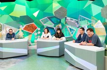 「やすとものいたって真剣です」にスタジオ出演する（左から）笑い飯・西田、海原やすよ ともこ、プラス・マイナス。(c)ABCテレビ