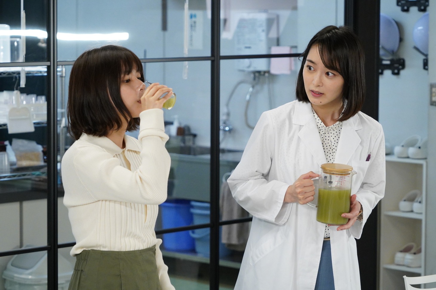 「それってパクリじゃないですか？」第3話のワンシーン。