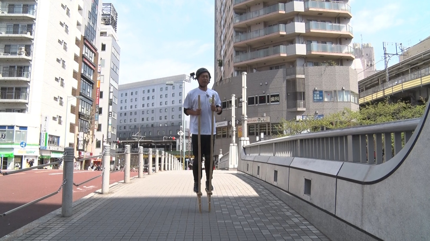 パンサー尾形