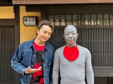 ゲストのEXILE TAKAHIROと小峠地蔵。