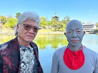 ゲストの小沢仁志（左）と小峠地蔵。