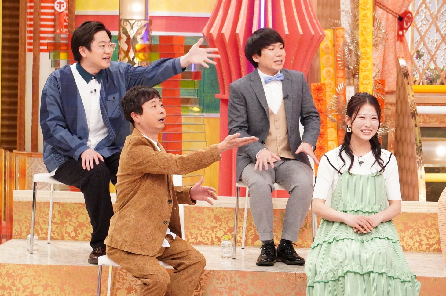 左から、東京ホテイソンたける、次長課長・河本、ハナコ秋山、早川優衣。(c)フジテレビ