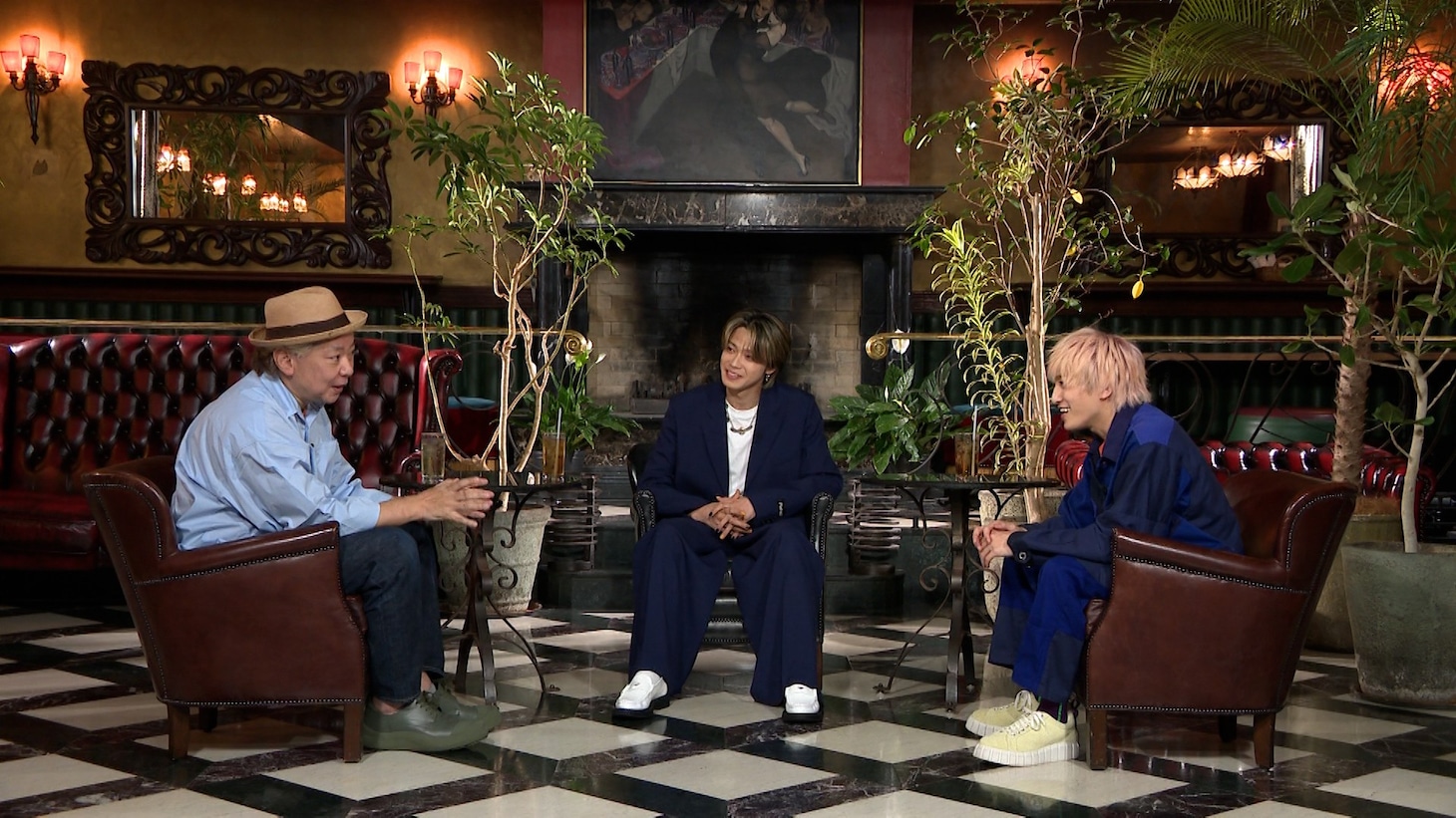 「ボクらの時代」に出演する（左から）鈴木おさむ、コムドット やまと、EXIT兼近。(c)フジテレビ