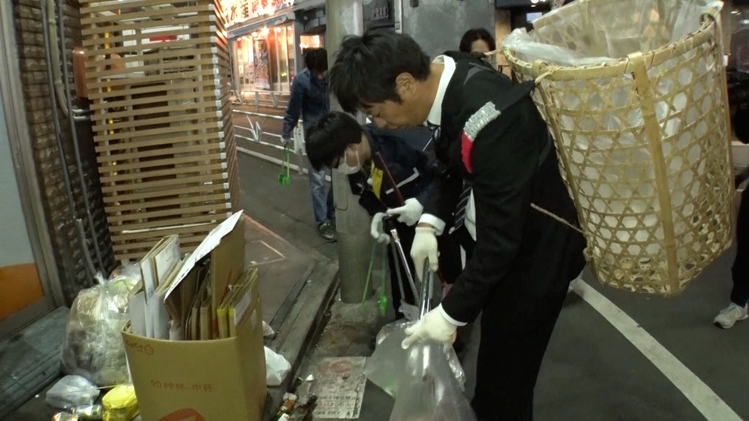 パンサー尾形 (c)カンテレ