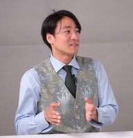 田津原理 (c)大坪尚人／講談社