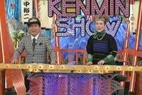 左から爆笑問題・田中、久本雅美。(c)読売テレビ