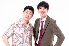 豆鉄砲。左から東健太郎、ホセ