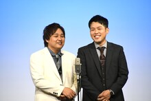 東京初単独ライブ「マドンナ！」を開催したダブルヒガシ。